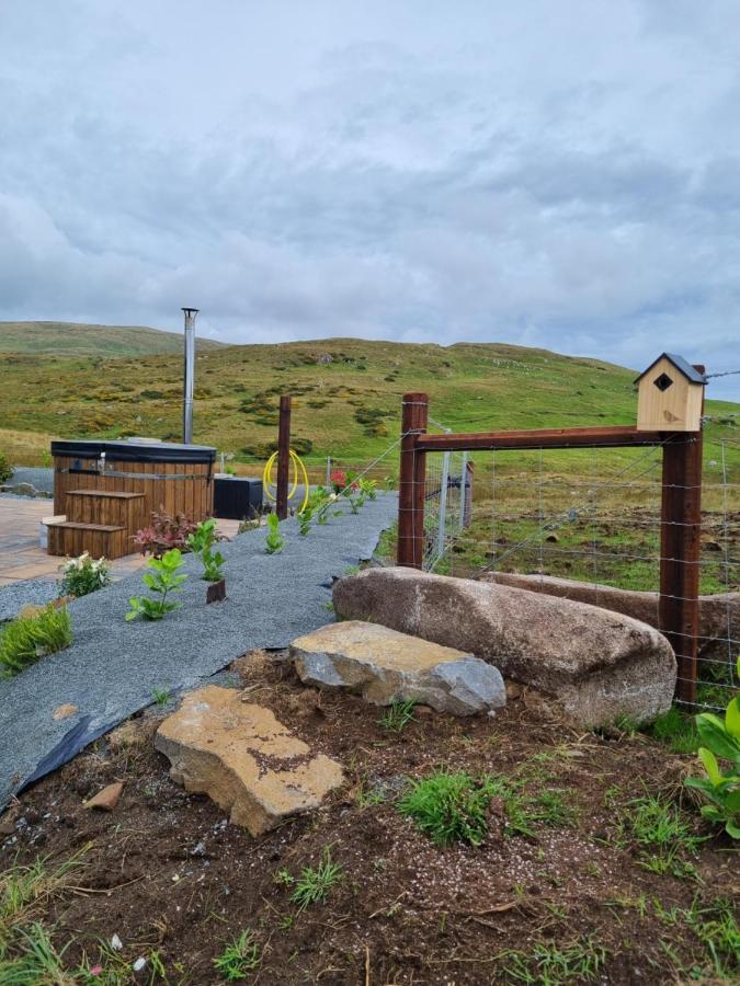 Black Hut At Slieve Croob Glamping Ballyward المظهر الخارجي الصورة